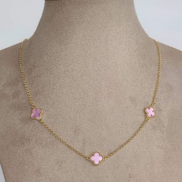 Colar Três Trevos Rosa Bebê - CL194
