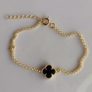 792550_39bb0743ee4e47ec881575a64732c70fmv2.jpg Pulseira Um Trevo Preto - PS069