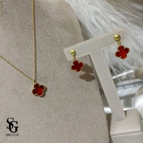 Conjunto Trevo Vermelho - CJ001