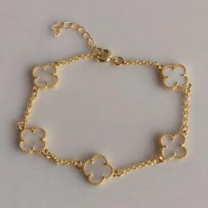 792550_458f411304b348f2be9993b1956f6416mv2.jpg Pulseira Cinco Trevos Branco Perolado - PS059
