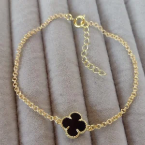 792550_48a2bbfe9c624853953fdbd42f3cdc9dmv2.webp Pulseira Um Trevo Preto - PS049