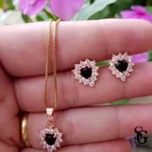 Conjunto de Zircônias Coração Preto - CZ011