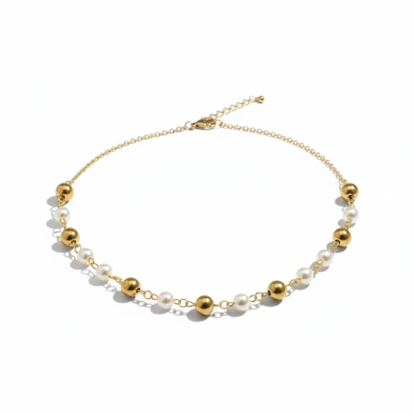 Colar Elegante com Pérolas e Metal - CL224