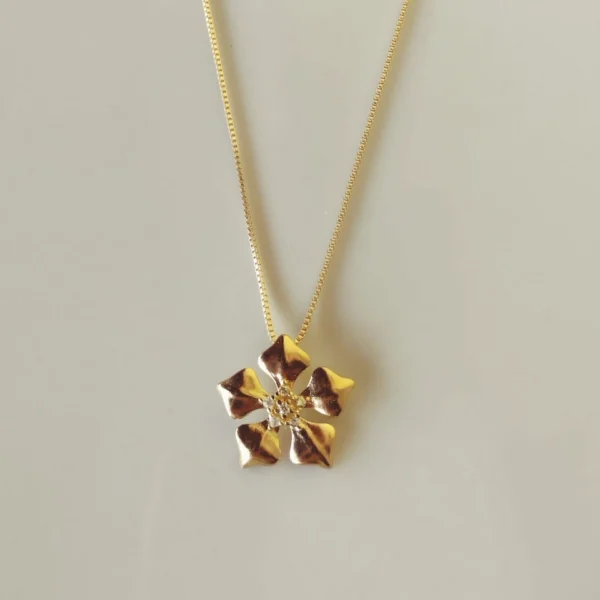 792550_76b956b38b9c40ec82d1e0151c9abe07mv2.webp Colar Flor com Micro Zircônia - CL119