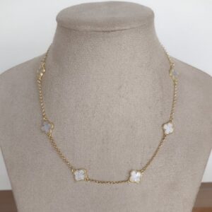 Colar Seis Trevos Branco Perolado - CL214