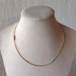 792550_8736c25306474badb3ccf56d7bf2a85cmv2.jpg Chocker Corda de Violão - CK016