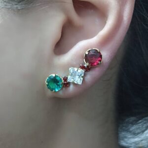 792550_a2b317f682b242e1bd35ee6b81a4b841mv2.jpg Ear Cuff em Zircônias Coloridas - EC014