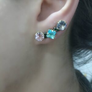 792550_dcf9942947cb4bdf843da50c924991ebmv2.jpg Ear Cuff em Zircônias Coloridas - EC011