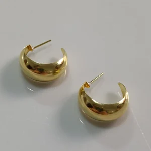 792550_e0875256b32e4a60b21da15ba2fbf002mv2.webp Brinco Trevo Coração Verde Esmeralda - BD103
